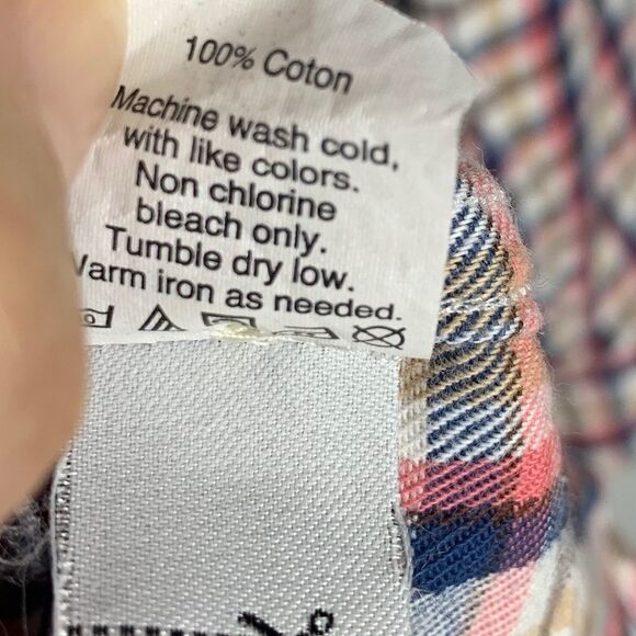 Madewell boyfriend flannel shirt. Large - Picture 7 of 7